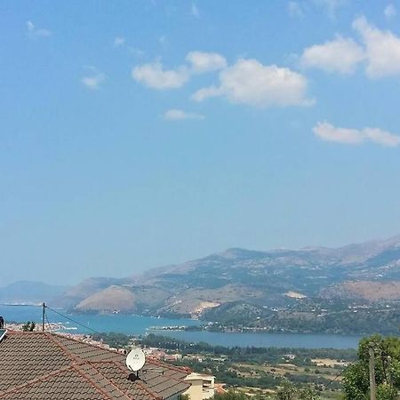 Sea And Mountains View Apartment Argostoli  Buitenkant foto