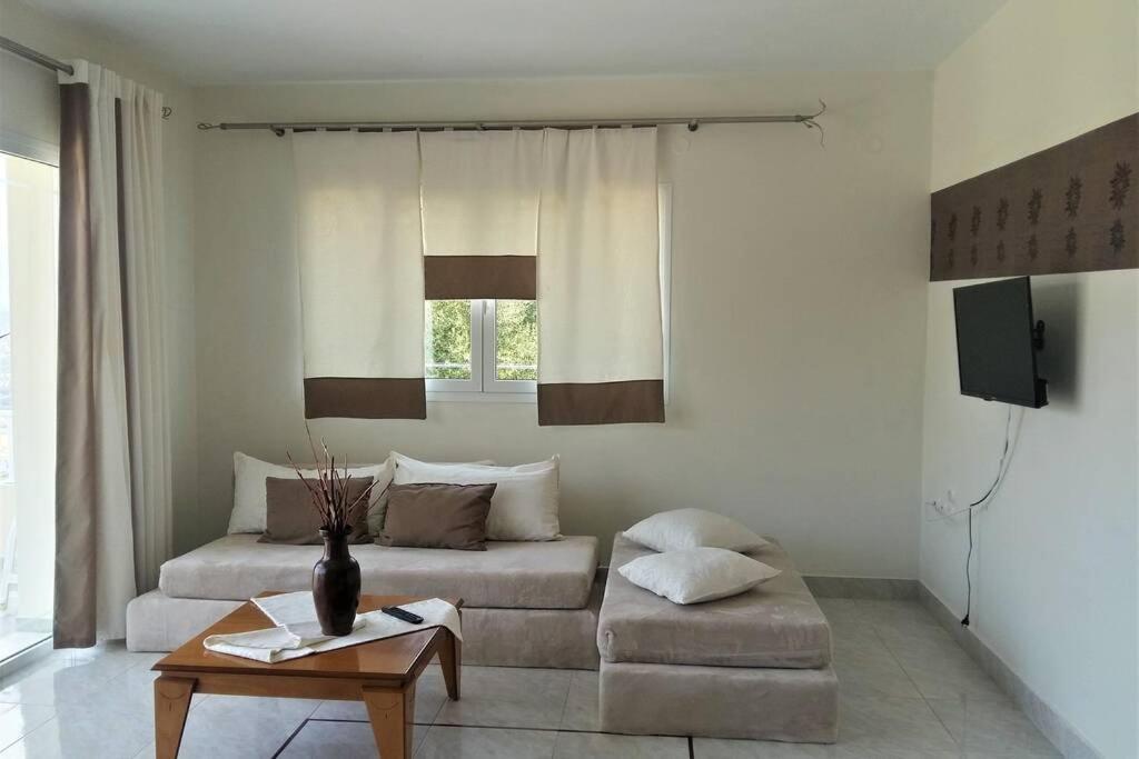 Sea And Mountains View Apartment Argostoli  Buitenkant foto